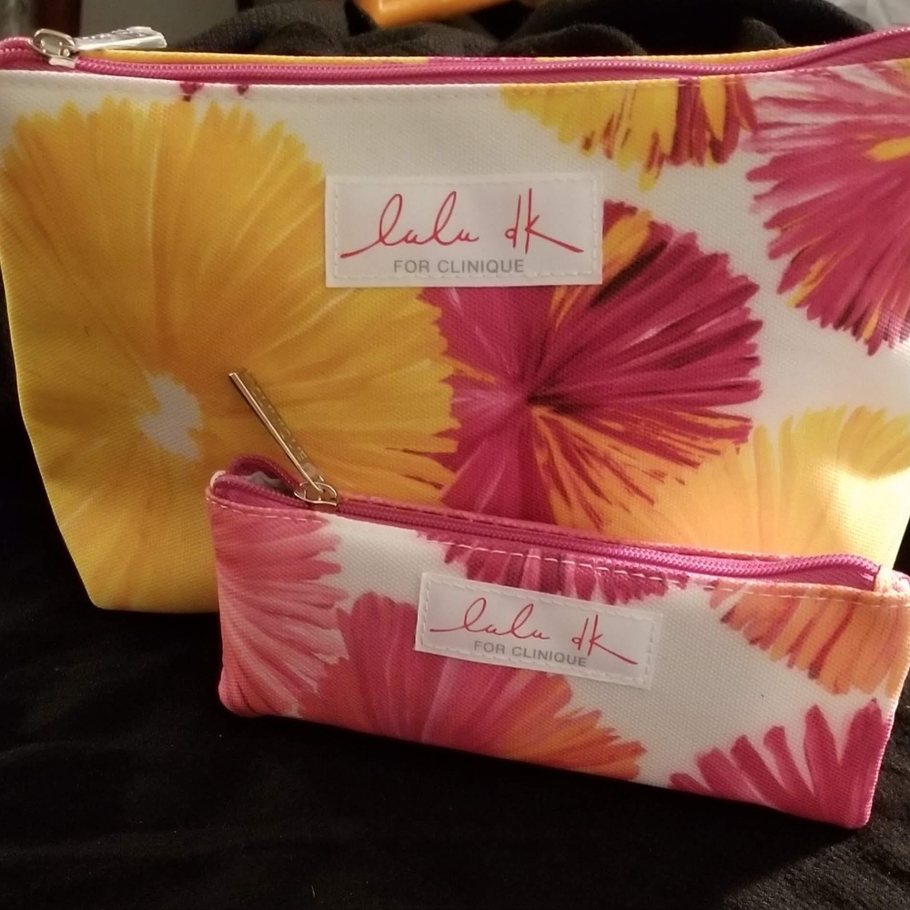 💎 2 Cosmetic bags set  NWT